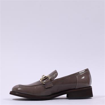 Marco Moreo Maura Pearl Link Loafer - Taupe Patent